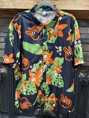 Men’s Baltimore Orioles AOP Short Sleeve Button Up Baseball Shirt Size XL *C8